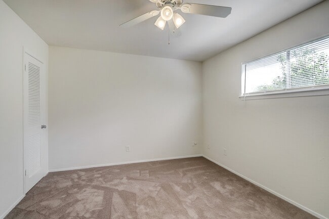 Photo - 3407 Graustark St Unit 14