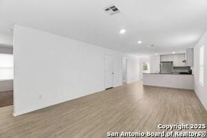 Photo - 9907 Jenny Grist