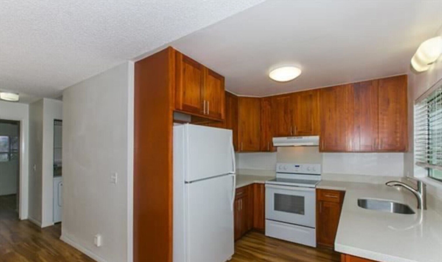 MILILANI PARKWAY: 2-bed, 1-bath, 2-parking town home - MILILANI PARKWAY: 2-bed, 1-bath, 2-parking town home