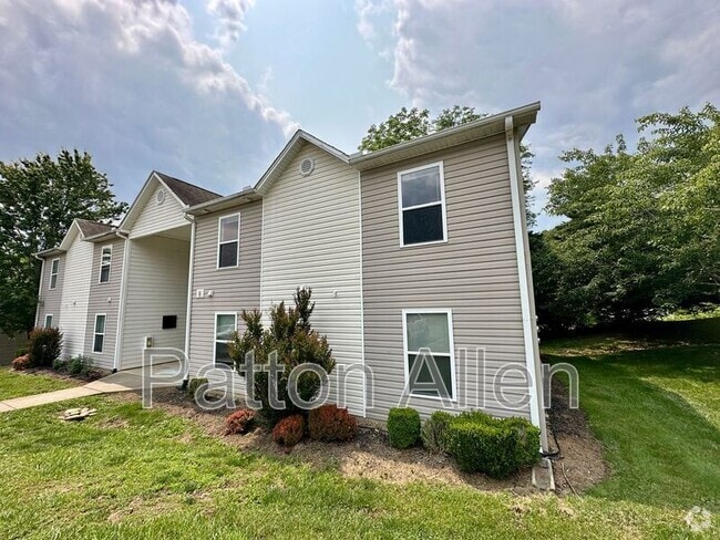 Building Photo - 8 Zell Ln Unit Apt D