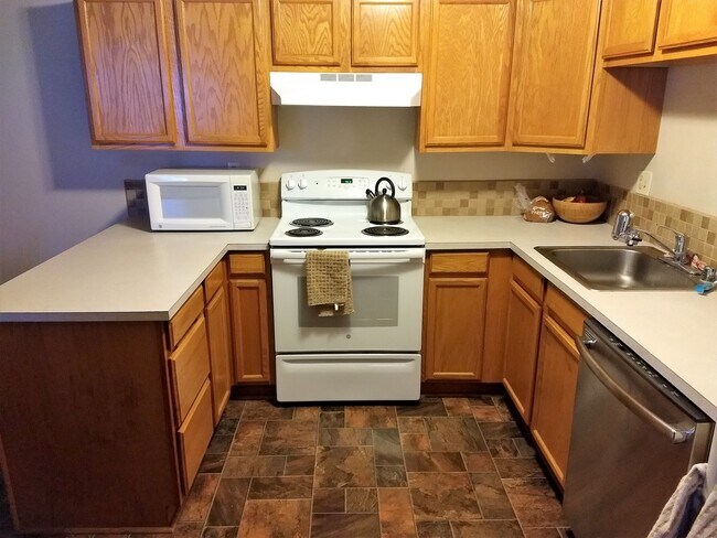 303 Gage Blvd #325