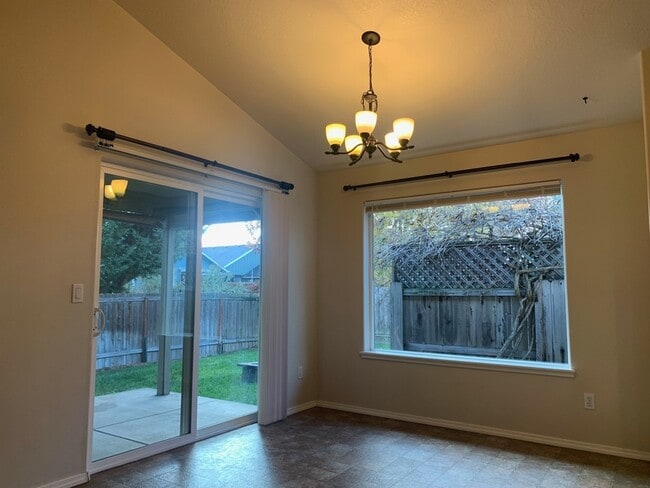 Photo - 1443 SW Sturgeon Ct