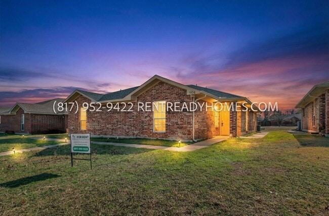 Building Photo - 904 Potomac Dr