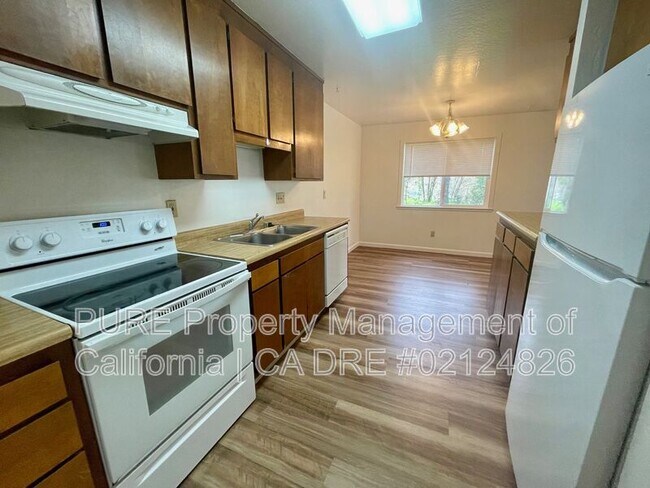 Photo - 847 Madison St