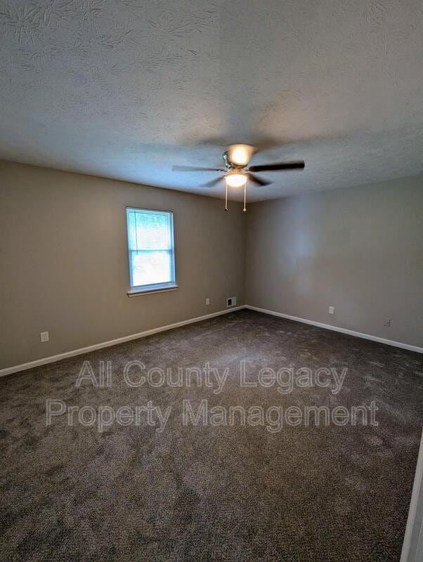 Photo - 3132 Dove Ct