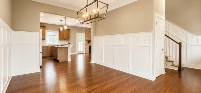 27243 Equestrian Dr