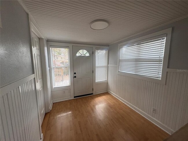 Photo - 745 Vistabula St