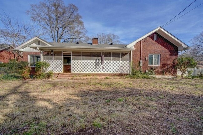 Photo - 118 Tanglewylde Dr