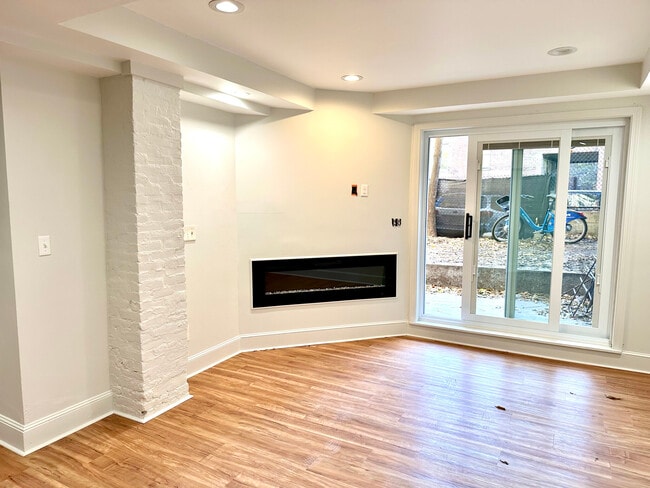 Building Photo - 616 Columbus Ave Unit B-1