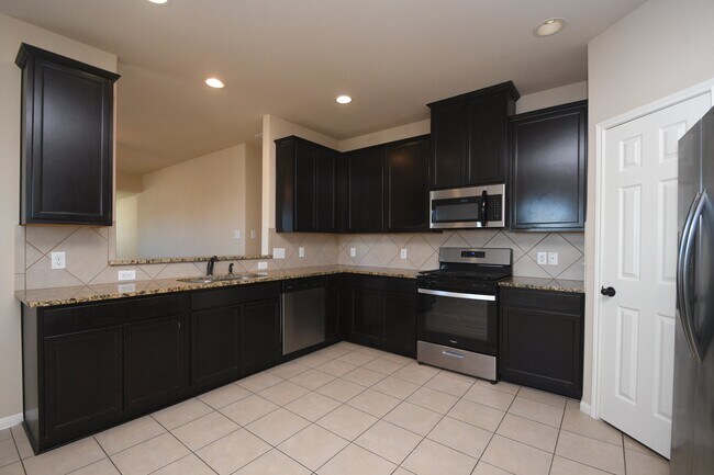 Photo - 10015 Bitternut Hickory Ln