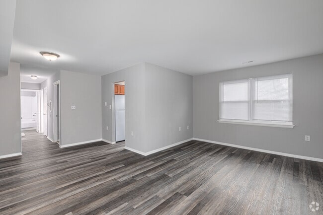 2BR, 1BA - 1,000SF