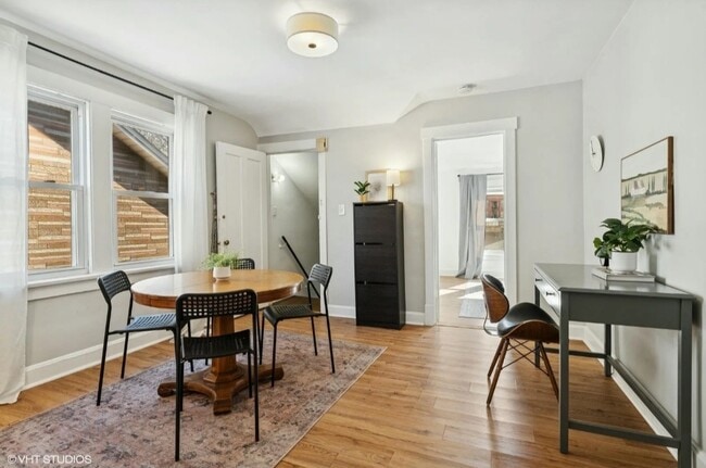 Photo - 3634 N Christiana Ave Unit 2