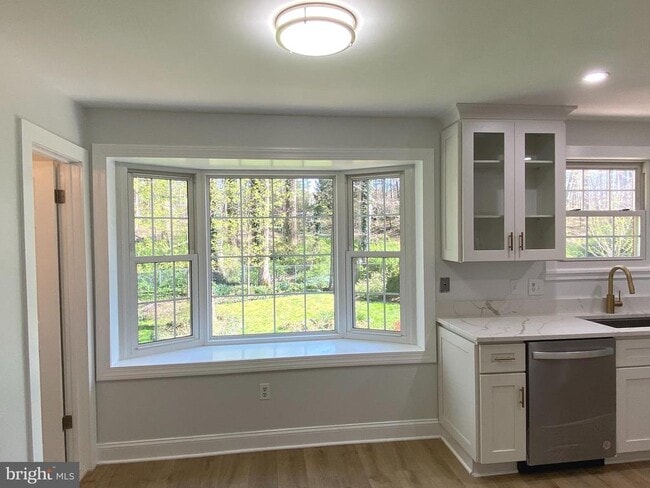 Photo - 5617 Eastbourne Dr
