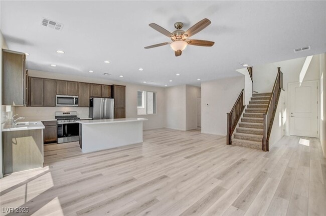 Building Photo - 8929 Pebble Sand St Rental