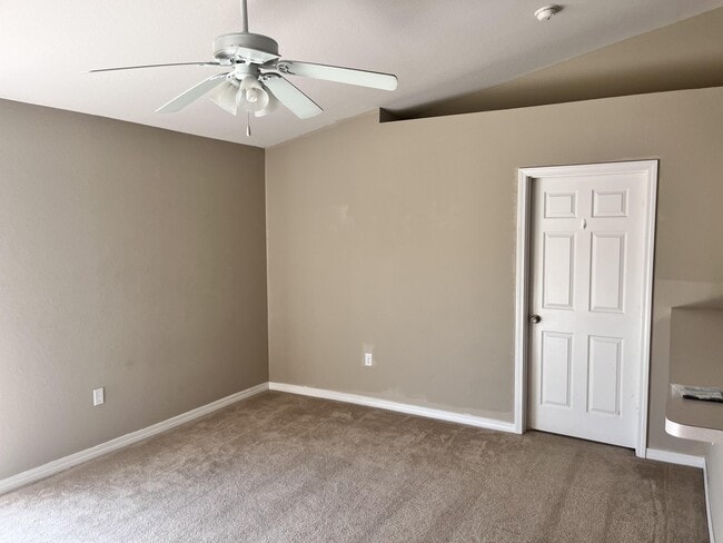 Photo - 305 Seclusion Blvd