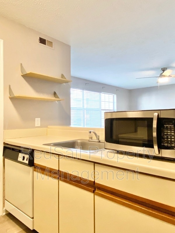 Photo - 15 Cape Dorey Dr
