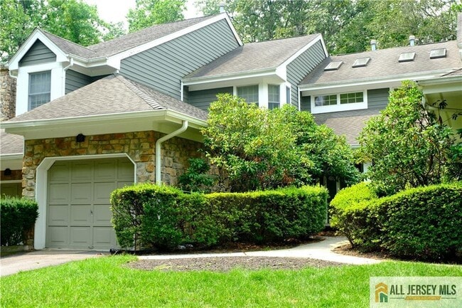 Building Photo - 56 Coriander Dr