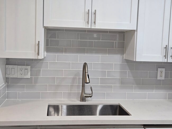 Photo - 5995 N 78th St Unidad 2022