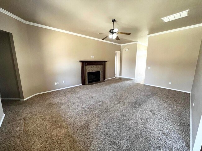 Photo - 8224 Hillers Rd