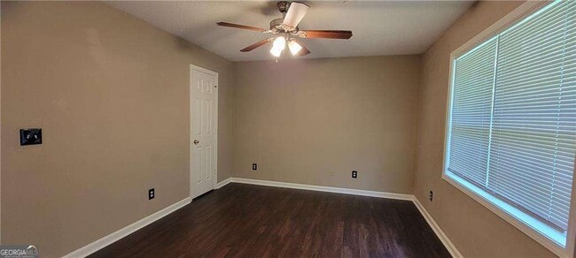 Photo - 2325 Shady Grove Rd