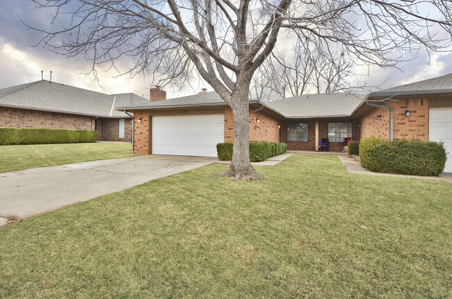 Bed | 2 Bath | 2 Car Garage - Putnam City ... - Bed | 2 Bath | 2 Car Garage - Putnam City ... House