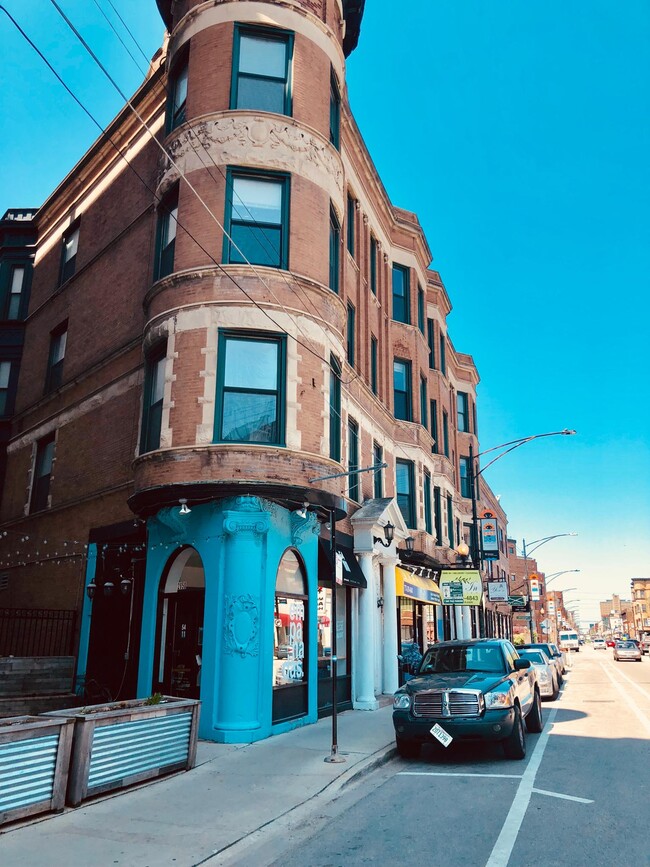 Clark St View