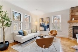 Photo - 2 Kenway St House