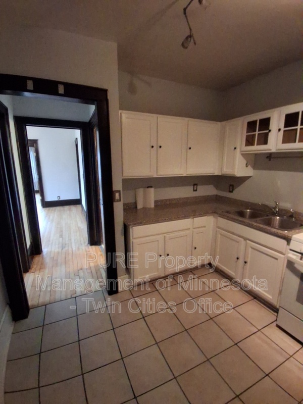 Photo - 1902 4th Ave S Unidad Apt 4A