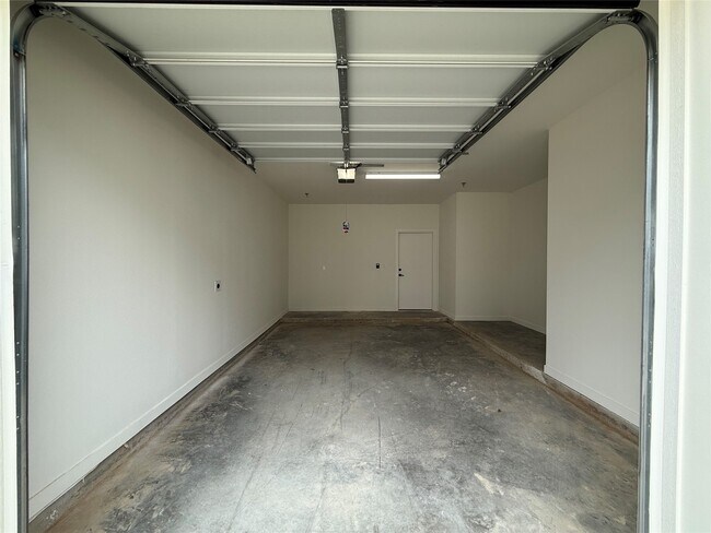 Photo - 1941 Sawdust Rd