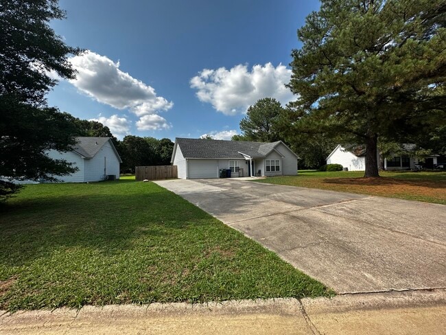 Photo - 68 Brierwood Cir