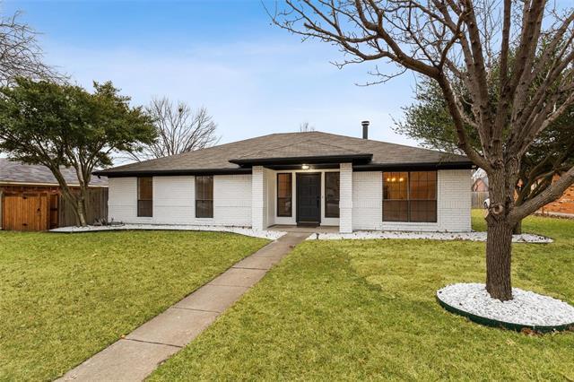 Photo - 924 Simon Dr