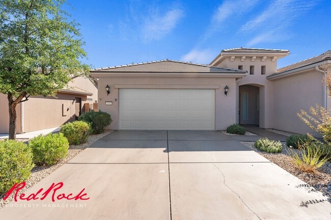 Photo - Sun River 2 Bedroom Home with Bonus Den! First Class Amenities!