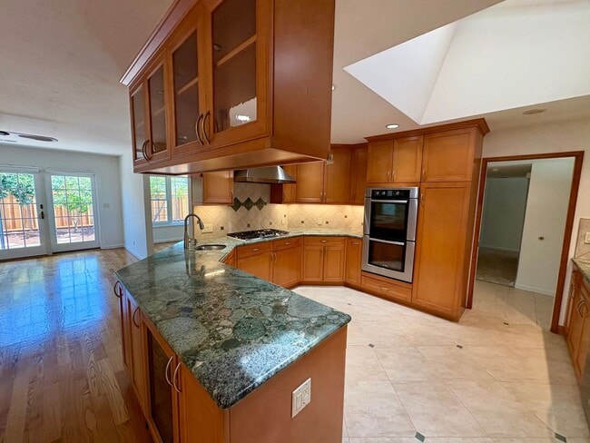 Photo - 3057 Carleton Pl