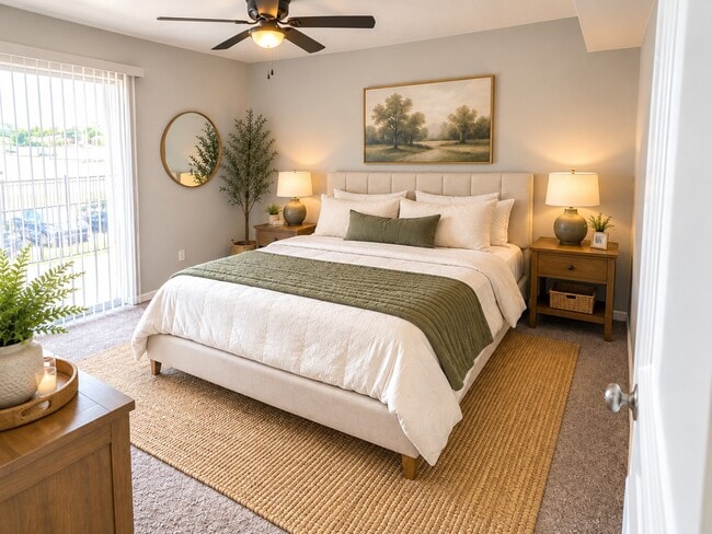 Country Club View Apartments