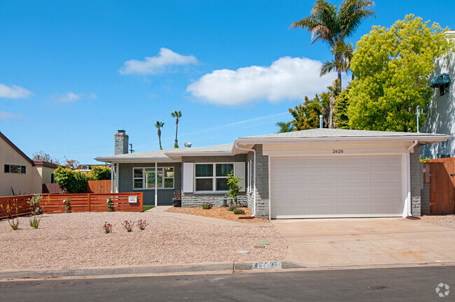 Building Photo - Bay Park Home, Quiet Neighborhood