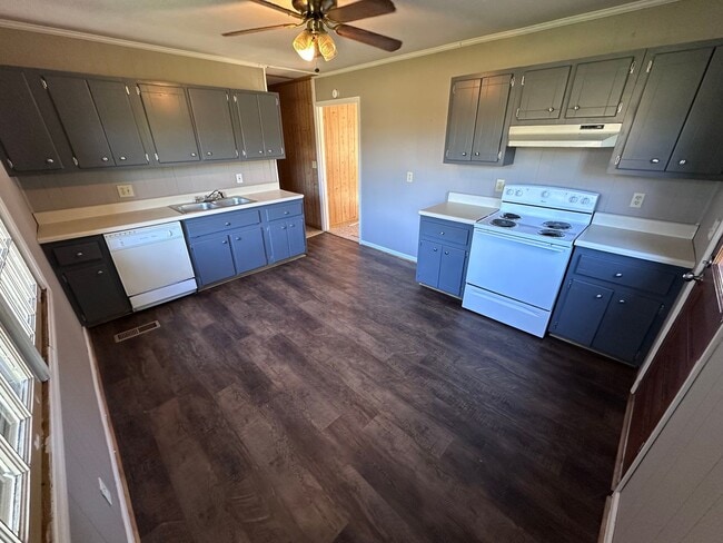 Photo - 3 Bedroom, 1 Bathroom- House in North Rome!