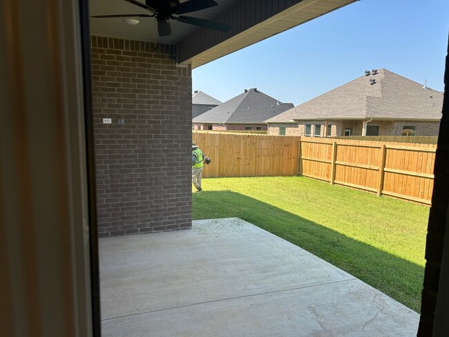 Photo - Beautiful Bentonville Home! 4 Bedrooms, 2.5 Bathrooms!!