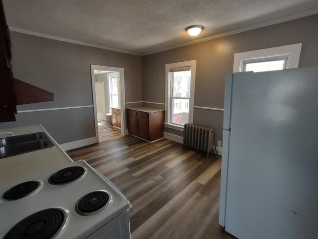 Photo - 48 Laurel St Unit 4