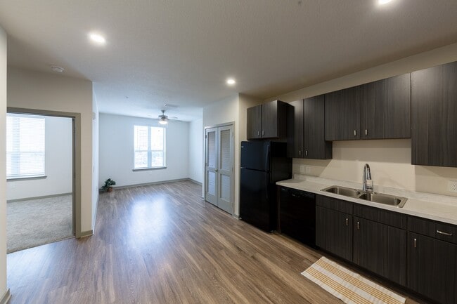 Lofts at Cathedral |Downtown Jacksonville FL | Kitchen