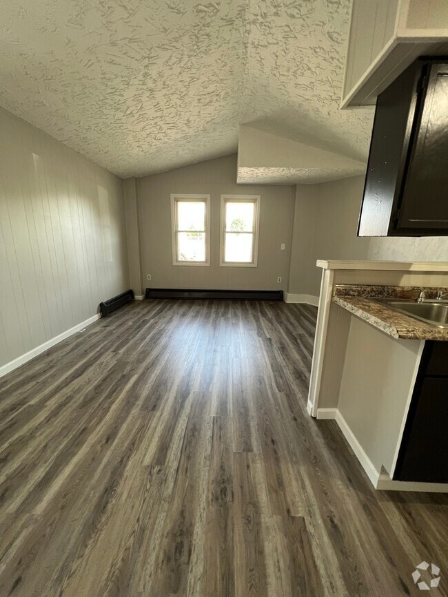 Building Photo - 514 W 16th St Unit 1 Rental