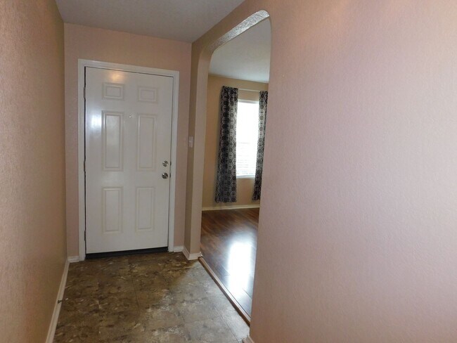 Photo - Beautiful, spacious 4 bedroom, 2.5 bath ho...