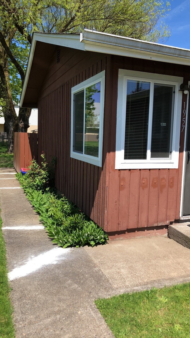 Photo - Nicely Remodeled 2 Bedroom 1 bath in NW Corvallis W/Storage Shed Unit Hayes1957