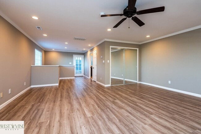 Building Photo - Spring Unit 1260 Rental