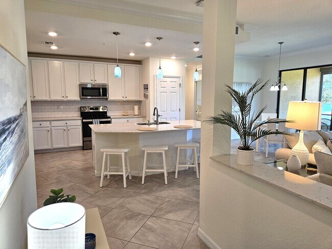 Photo - Seasonal Short-Term Sought after Sarasota ... Unidad 103