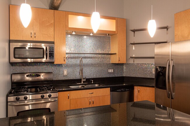 Photo - 2401 S 12th St Unidad 203