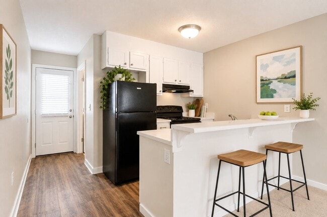 1022 West Apartment Homes