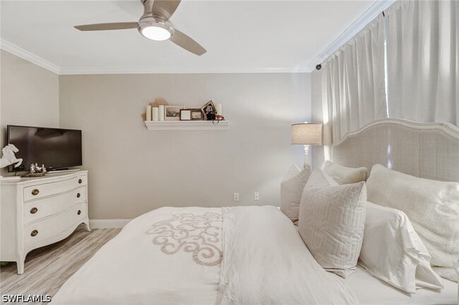 Building Photo - 3180 Seasons Way Unit 909