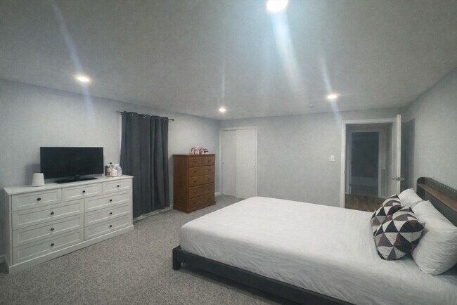 Photo - 53 Swanson Ct Unit 21c