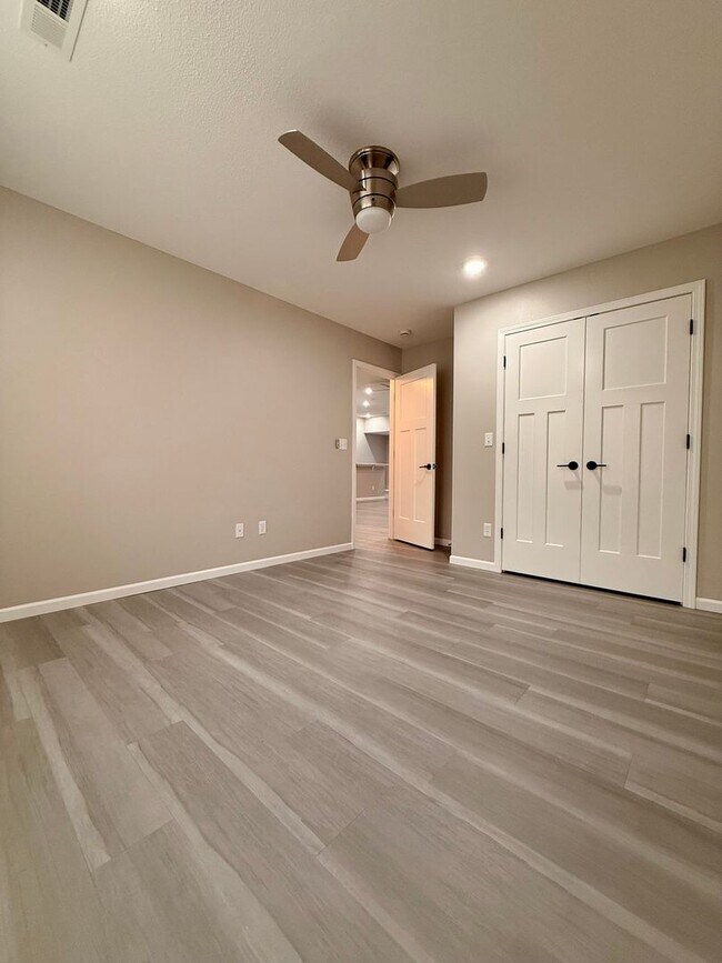 Photo - 1291-MF3-E Unidad B