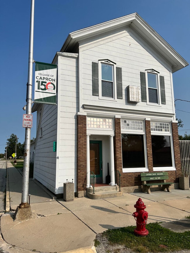 Building Photo - 105 S 4th St Unit A